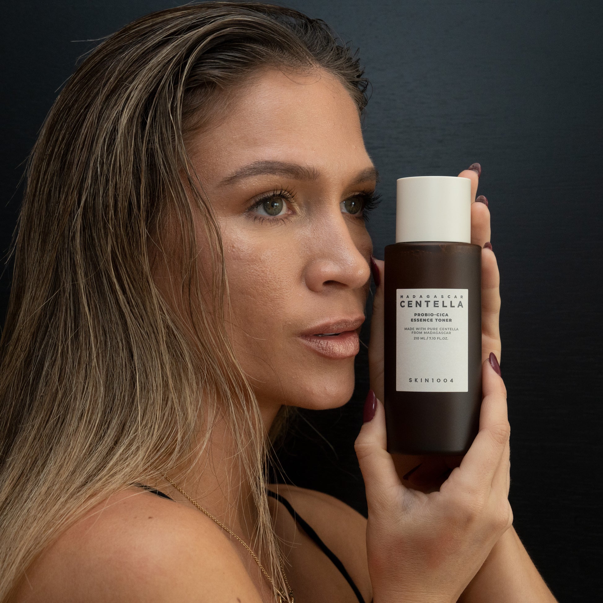 Madagascar Centella Probio-Cica Essence Toner (SKIN1004) - 210ml Tónico Centella Asiática + Probióticos